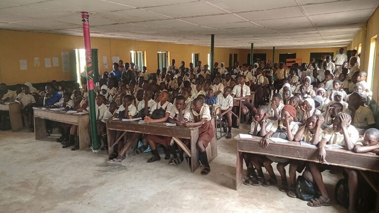 {"capture_mode":"AutoModule","faces":[]}