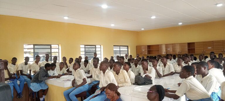 {"capture_mode":"AutoModule","faces":[]}