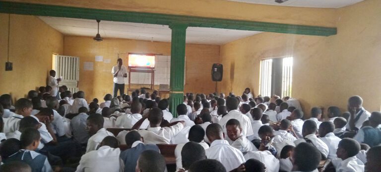 {"capture_mode":"AutoModule","faces":[]}